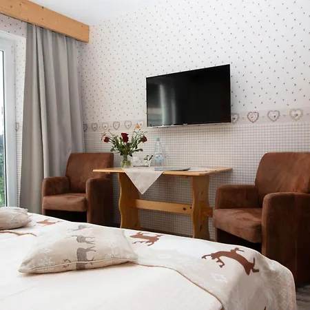 Hotel Fernsicht 3*